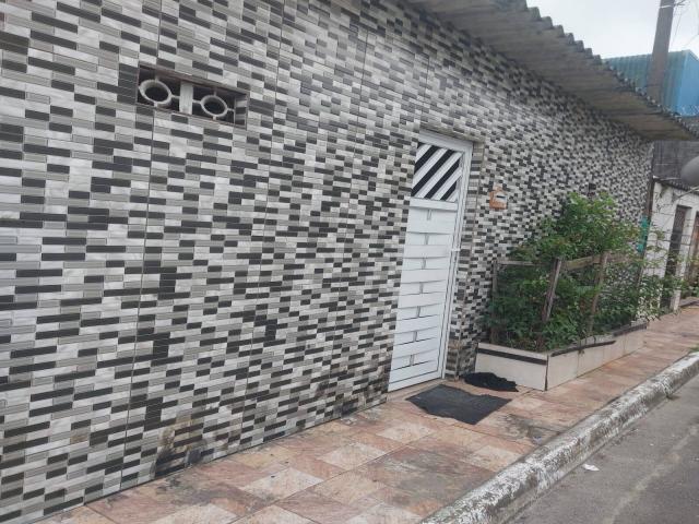 #174 - Casa para Venda em Praia Grande - SP